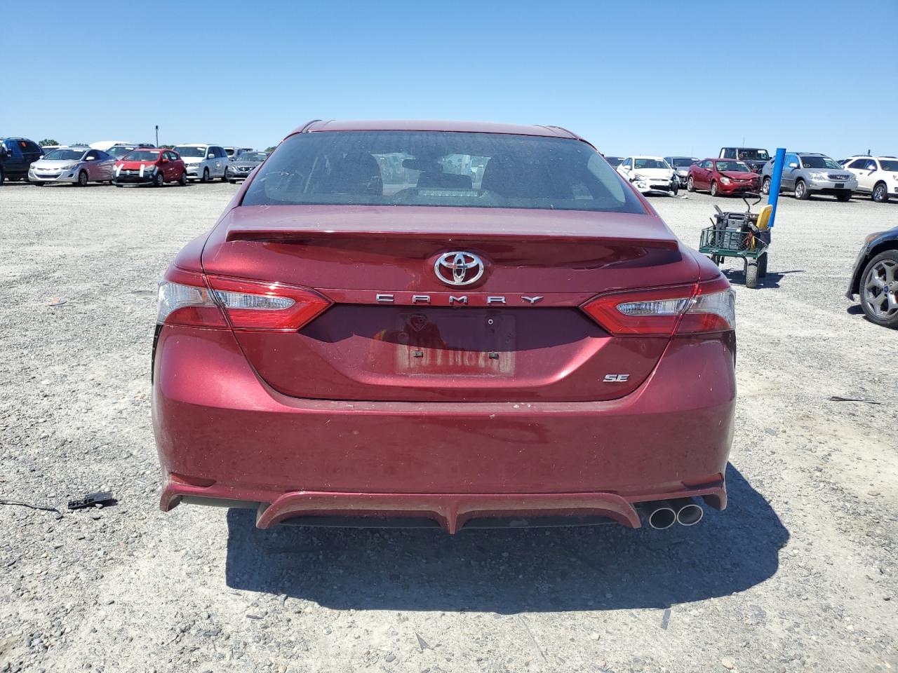 4T1B11HK3JU664350 2018 Toyota Camry L