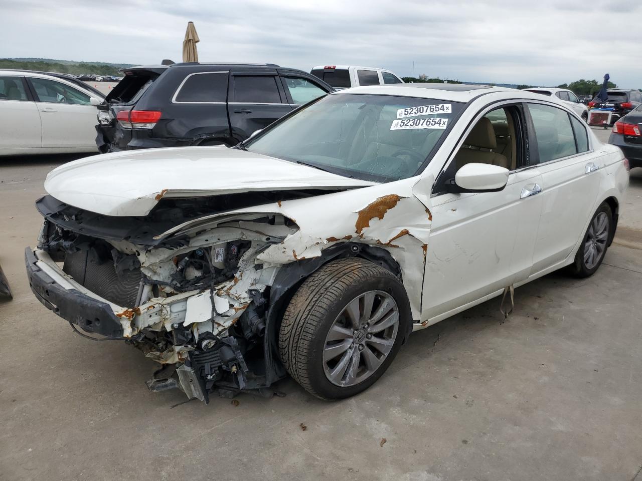 1HGCP3F82BA006596 2011 Honda Accord Exl