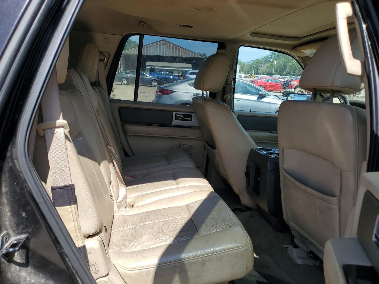 1FMJU1H55EEF07335 2014 Ford Expedition Xlt