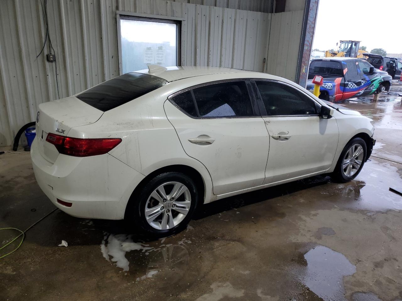 19VDE1F32DE019116 2013 Acura Ilx 20