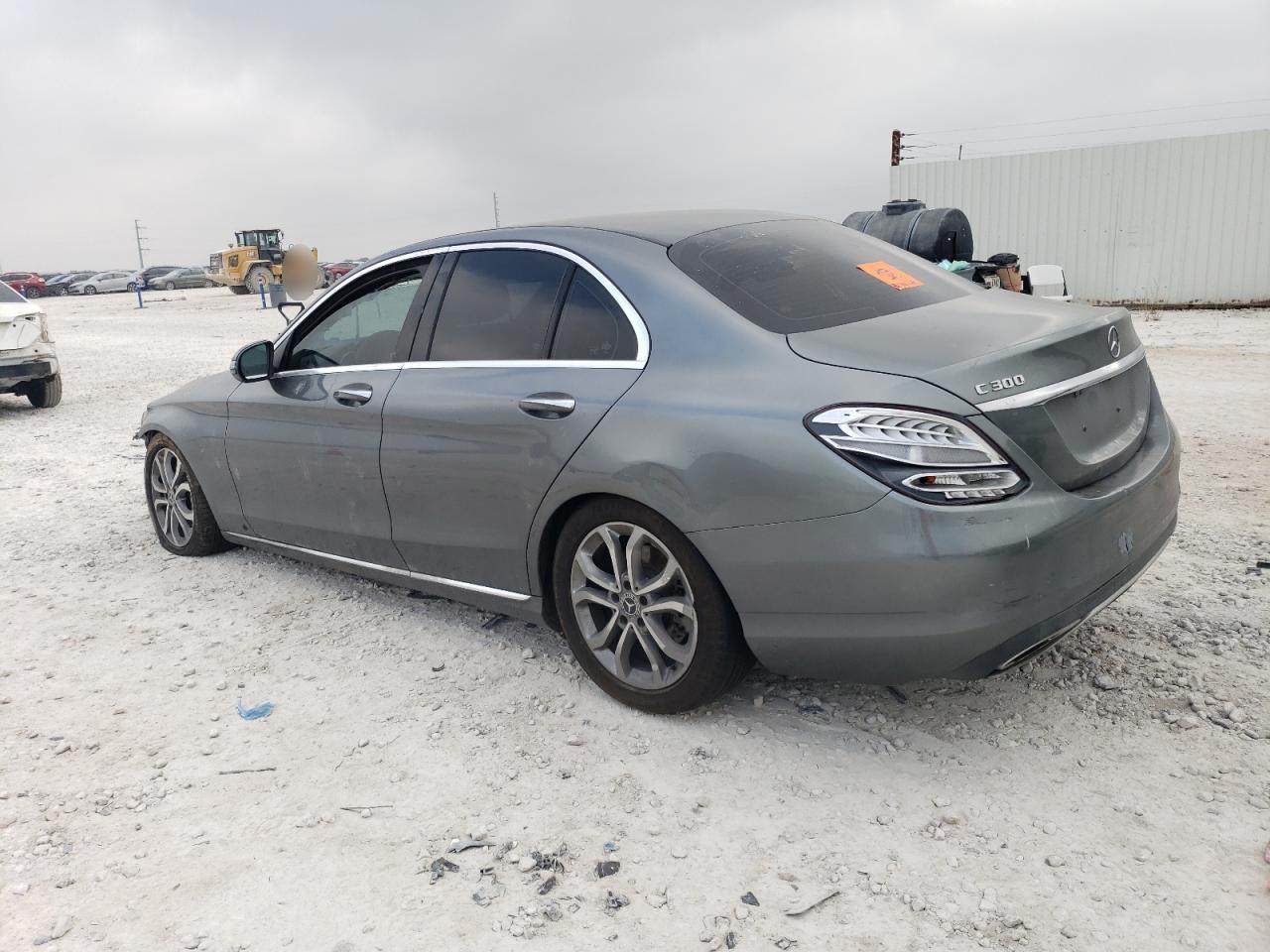 55SWF4JB2JU258828 2018 Mercedes-Benz C 300