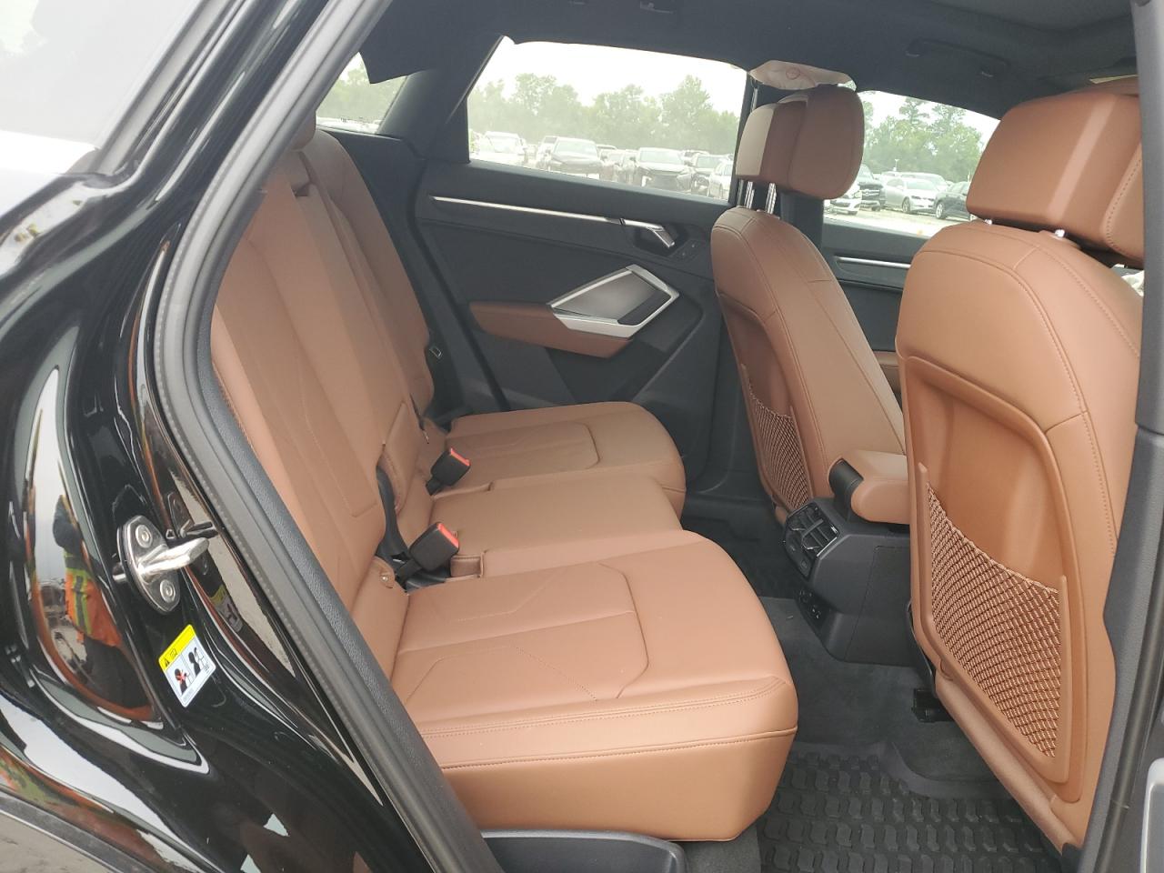 WA1AECF36L1098971 2020 Audi Q3 Premium