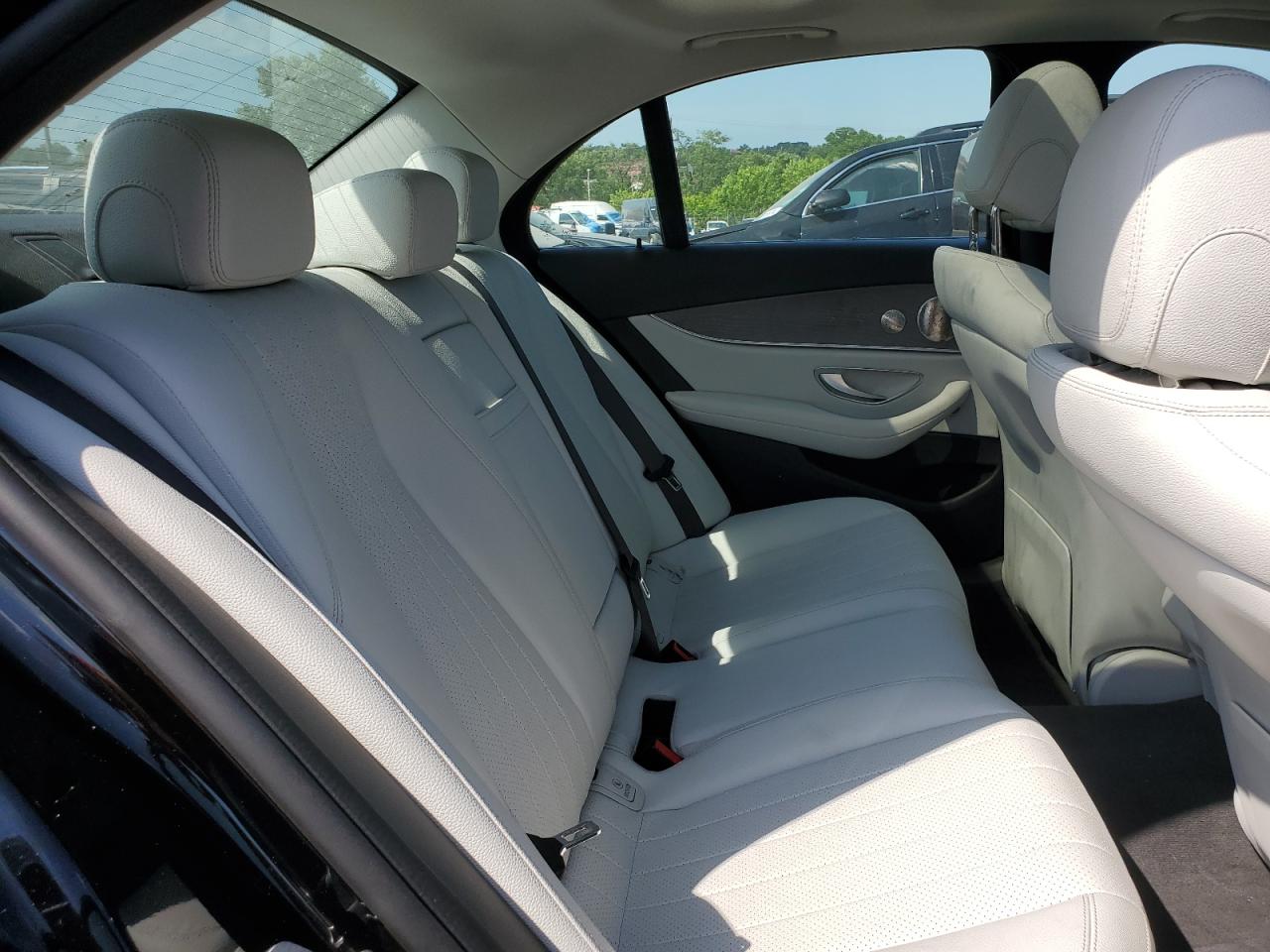 W1KZF5KB8PB099219 2023 Mercedes-Benz E 450 4Matic