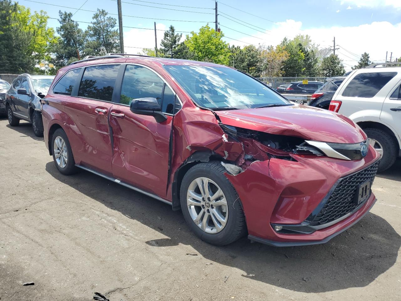 2022 Toyota Sienna Xse vin: 5TDDSKFC9NS048125