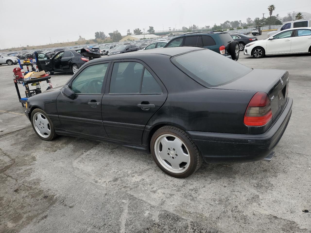 WDBHA33G9XF867199 1999 Mercedes-Benz C 43