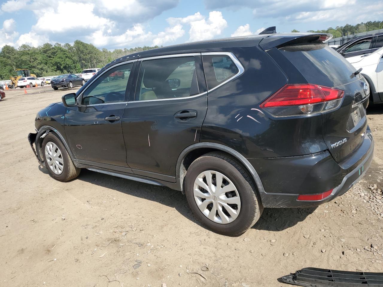 JN8AT2MT0HW133110 2017 Nissan Rogue S