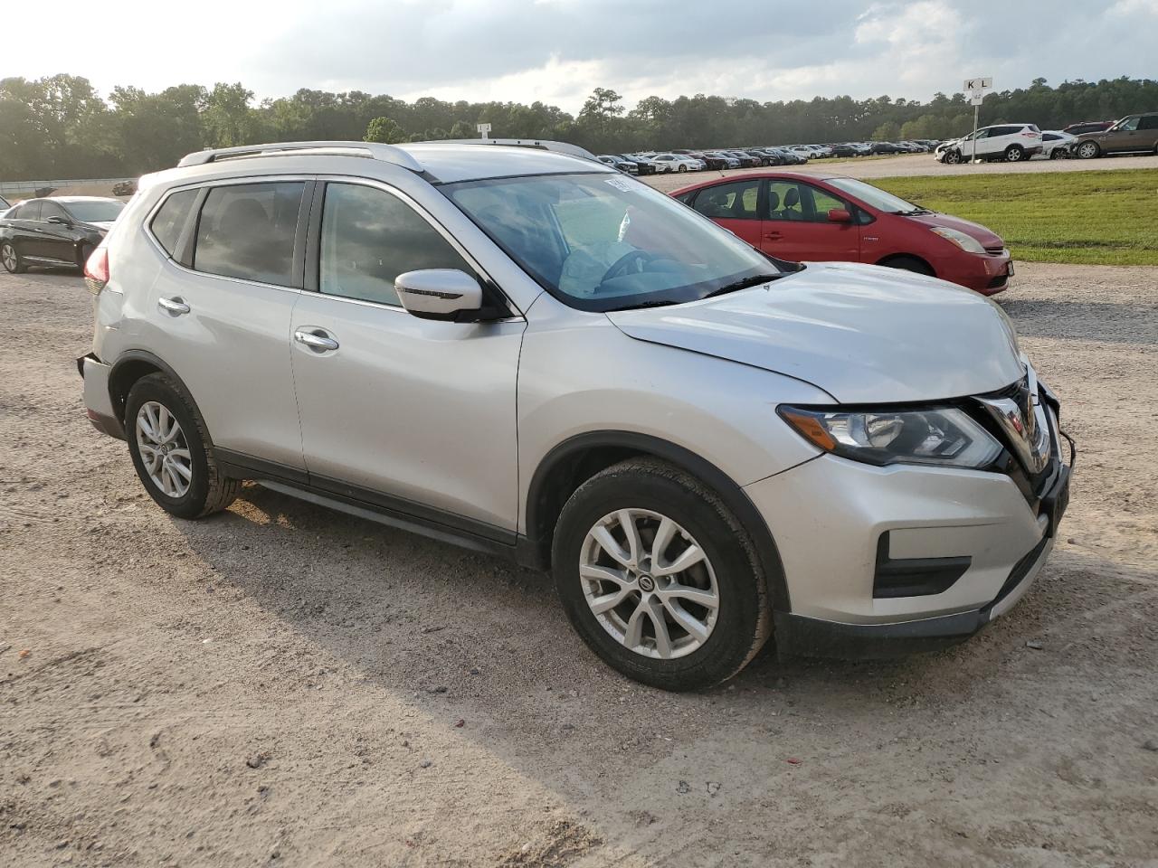 2018 Nissan Rogue S vin: KNMAT2MT1JP510099