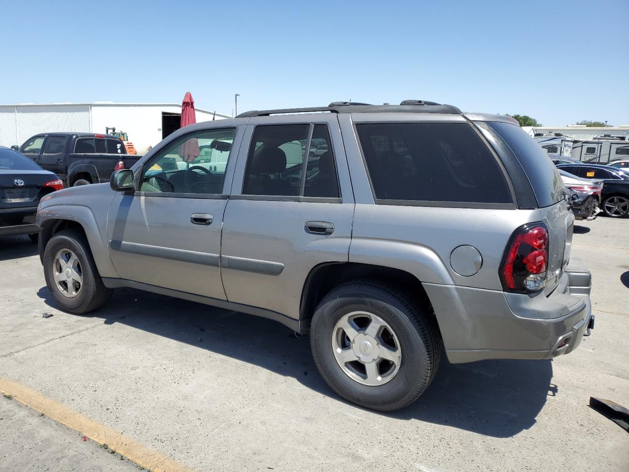 1GNDS13S052362010 2005 Chevrolet Trailblazer Ls