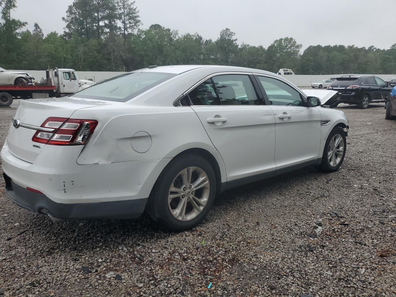 1FAHP2E82DG186040 2013 Ford Taurus Sel