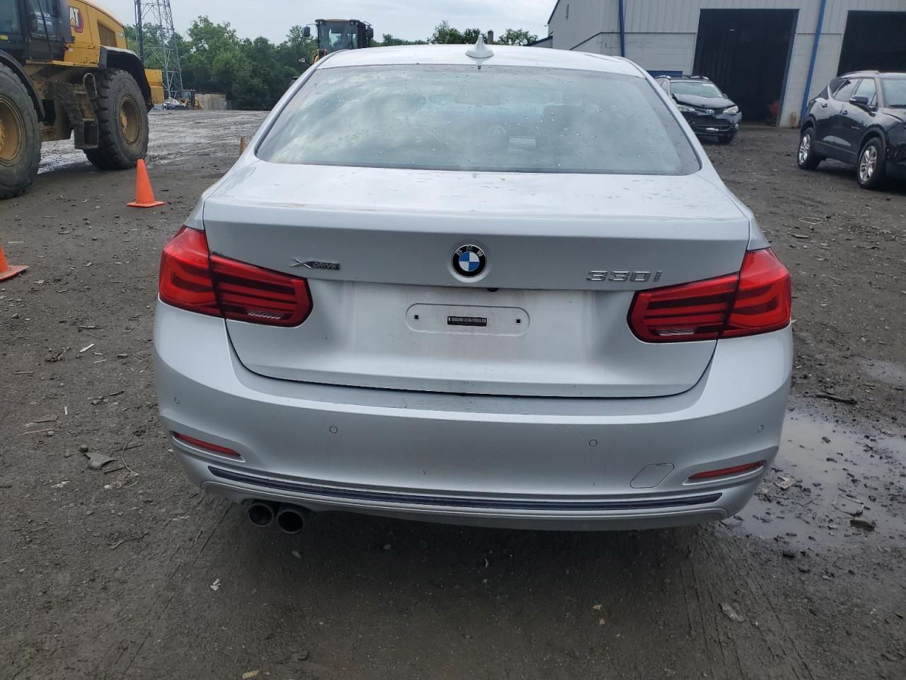 WBA8D9G53HNU61153 2017 BMW 330 Xi