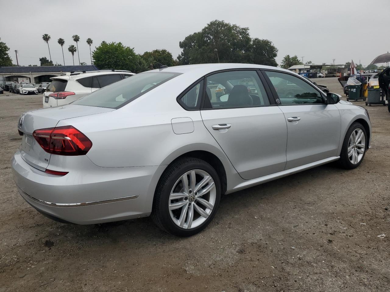 2019 Volkswagen Passat Wolfsburg vin: 1VWLA7A36KC003687