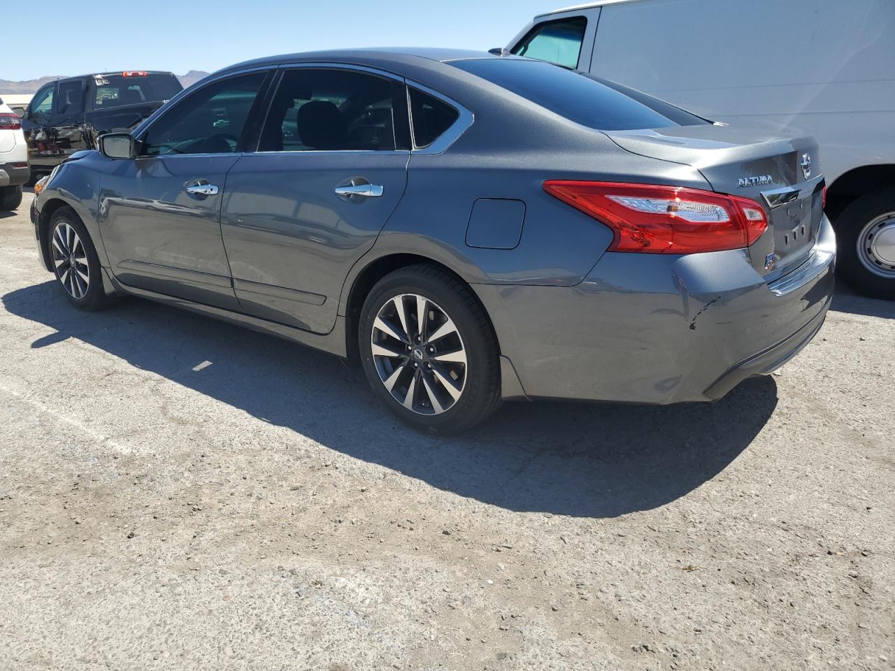 2016 Nissan Altima 2.5 vin: 1N4AL3AP8GC255356