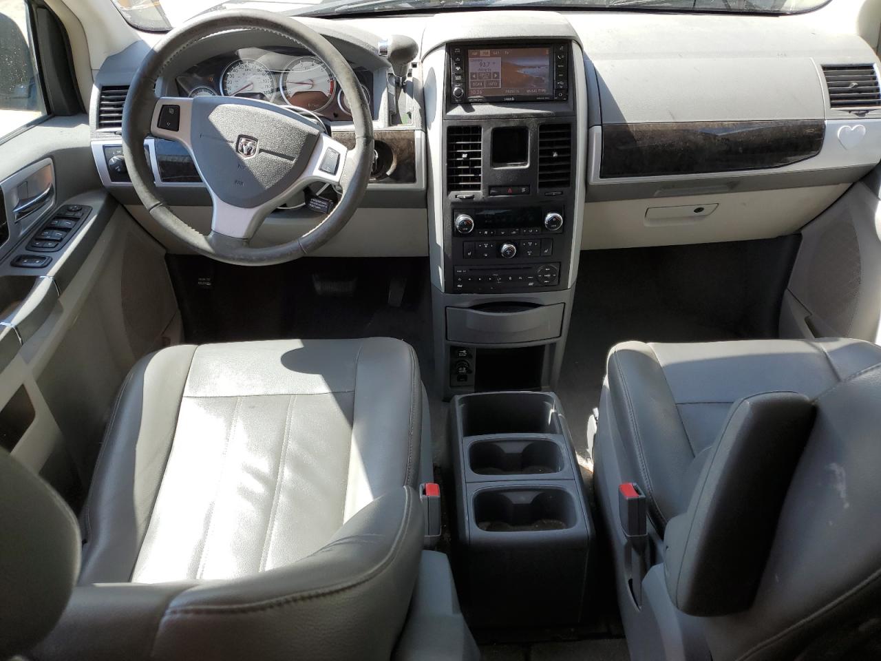 2D4RN5DX9AR290276 2010 Dodge Grand Caravan Sxt