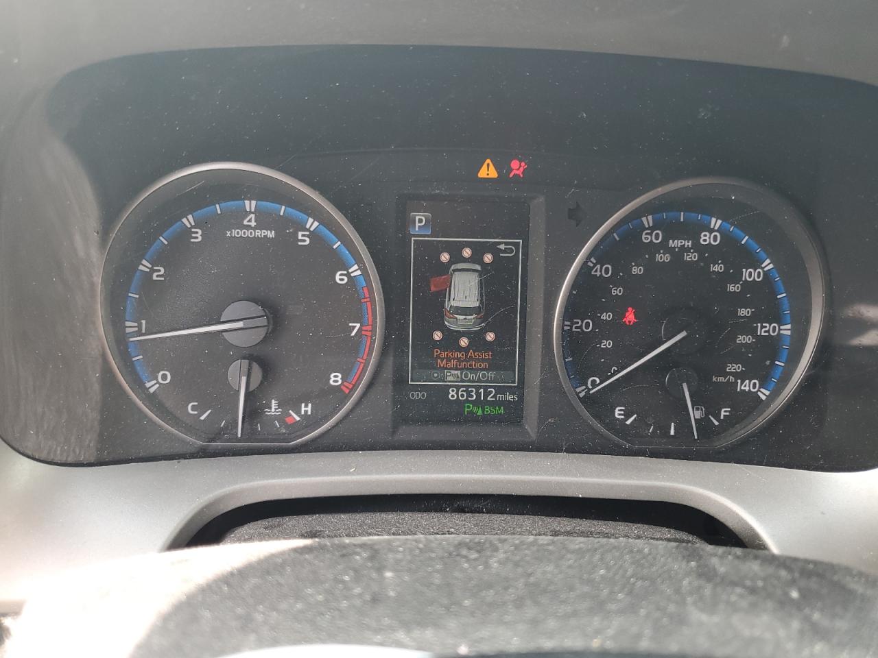 2T3RFREV4HW613907 2017 Toyota Rav4 Xle