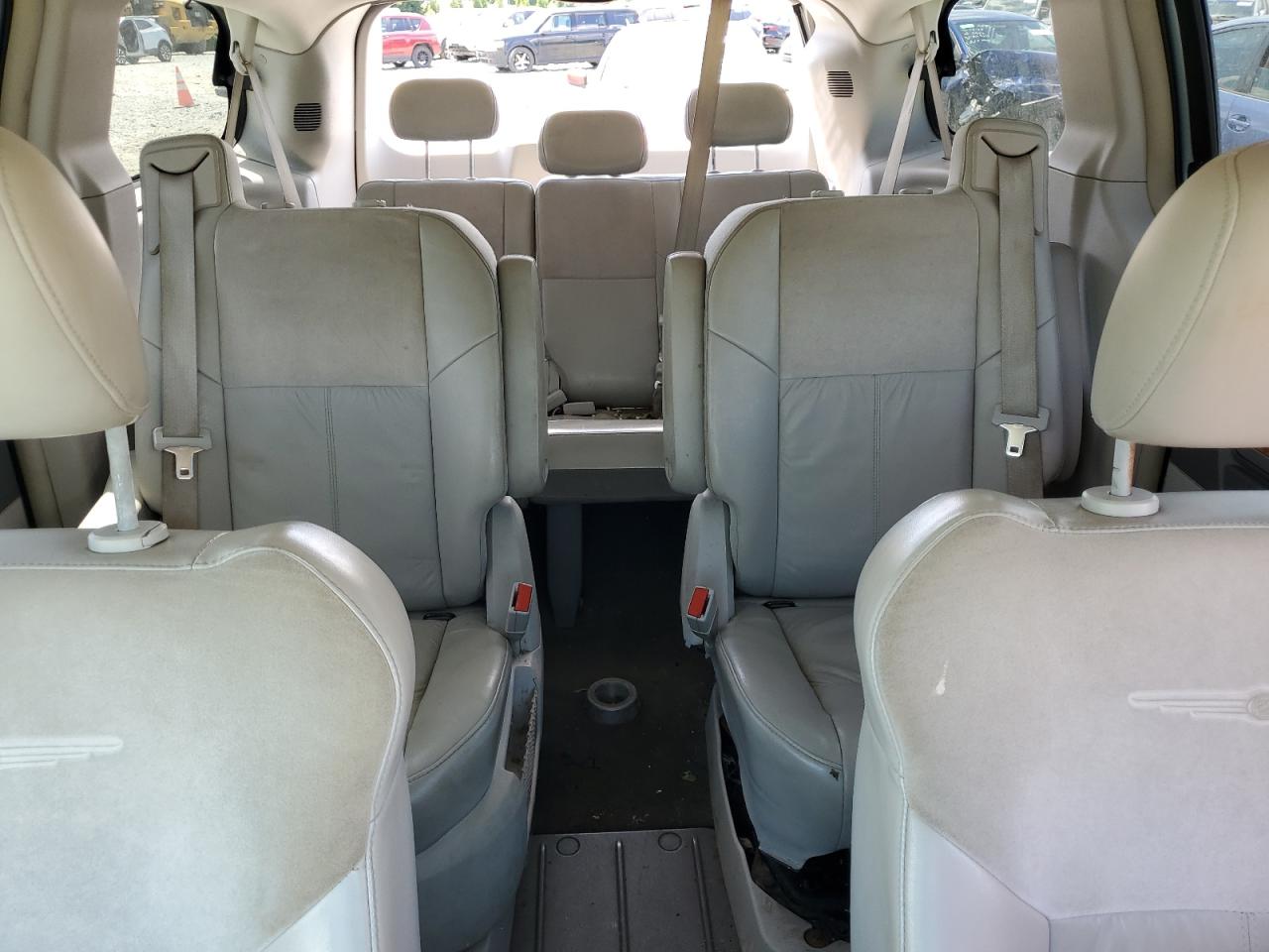 2A8HR64X38R689383 2008 Chrysler Town & Country Limited