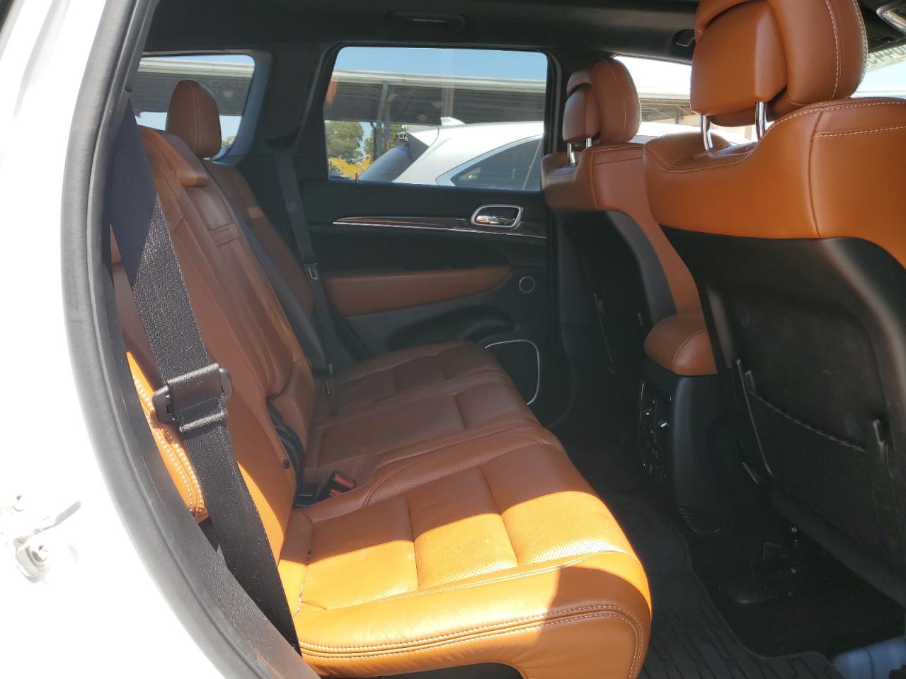 1C4RJFDJ5EC588154 2014 Jeep Grand Cherokee Srt-8