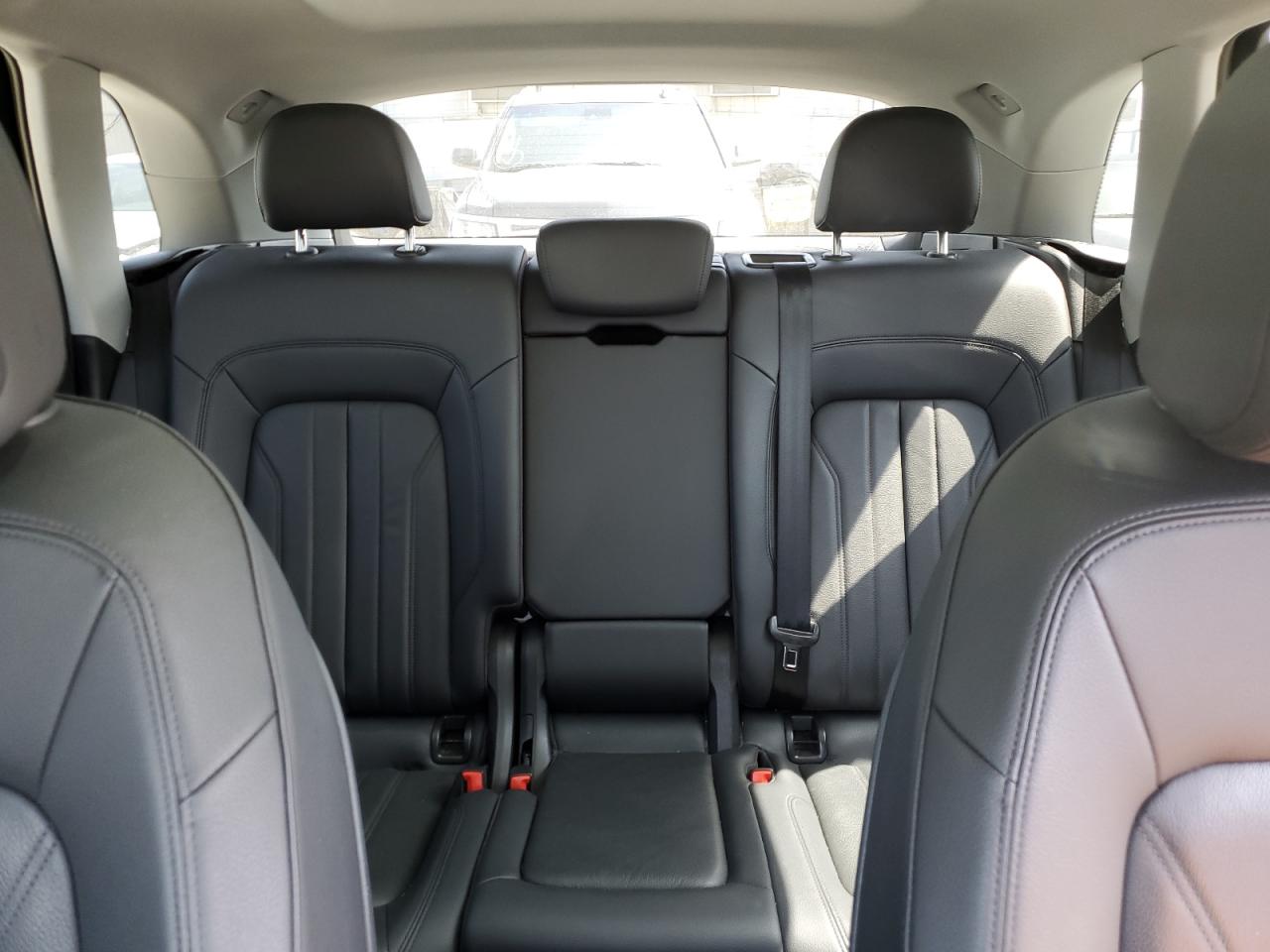 WA1BNAFY5J2146259 2018 Audi Q5 Premium Plus