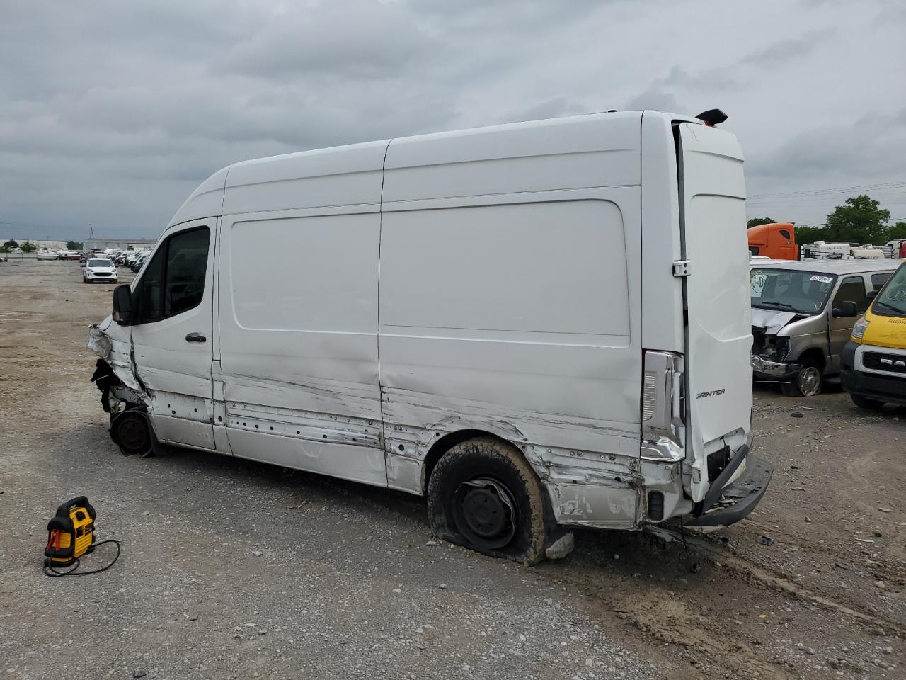 W1W70BGY4LT025738 2020 Mercedes-Benz Sprinter 1500