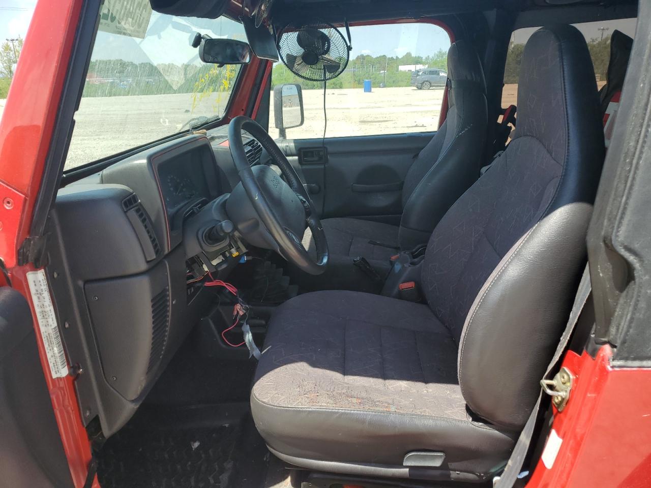 1J4FA49S52P766023 2002 Jeep Wrangler / Tj Sport