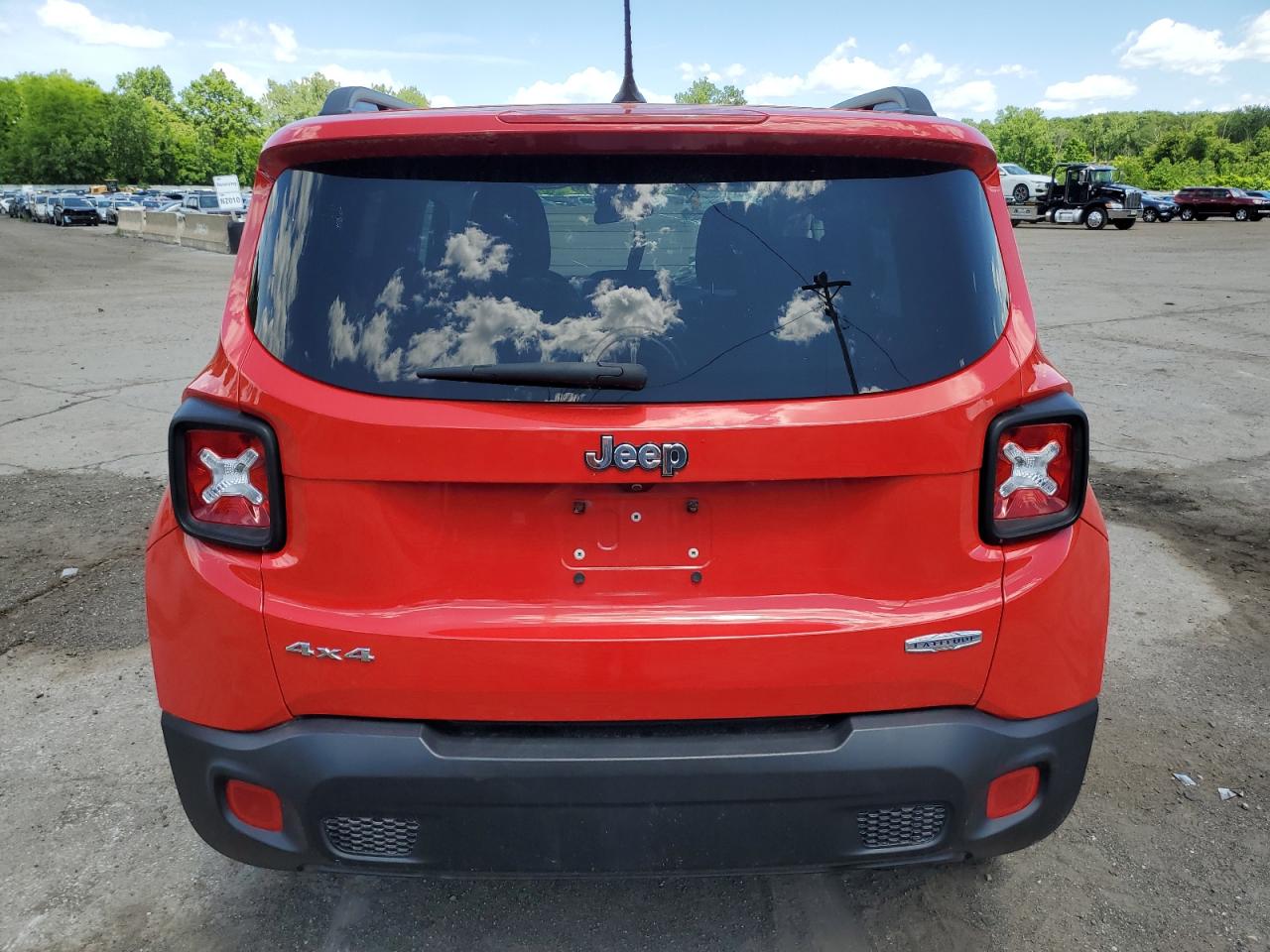 ZACCJBBT1GPD21112 2016 Jeep Renegade Latitude