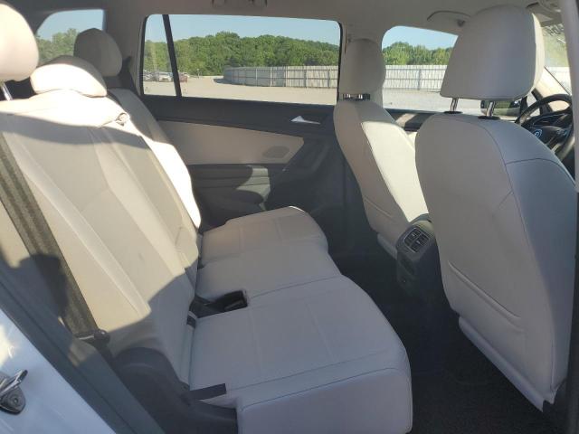 2018 Volkswagen Tiguan Se VIN: 3VV3B7AX1JM063877 Lot: 53246434