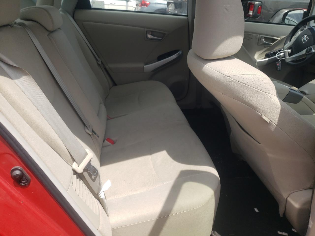 JTDKN3DU7E1789130 2014 Toyota Prius