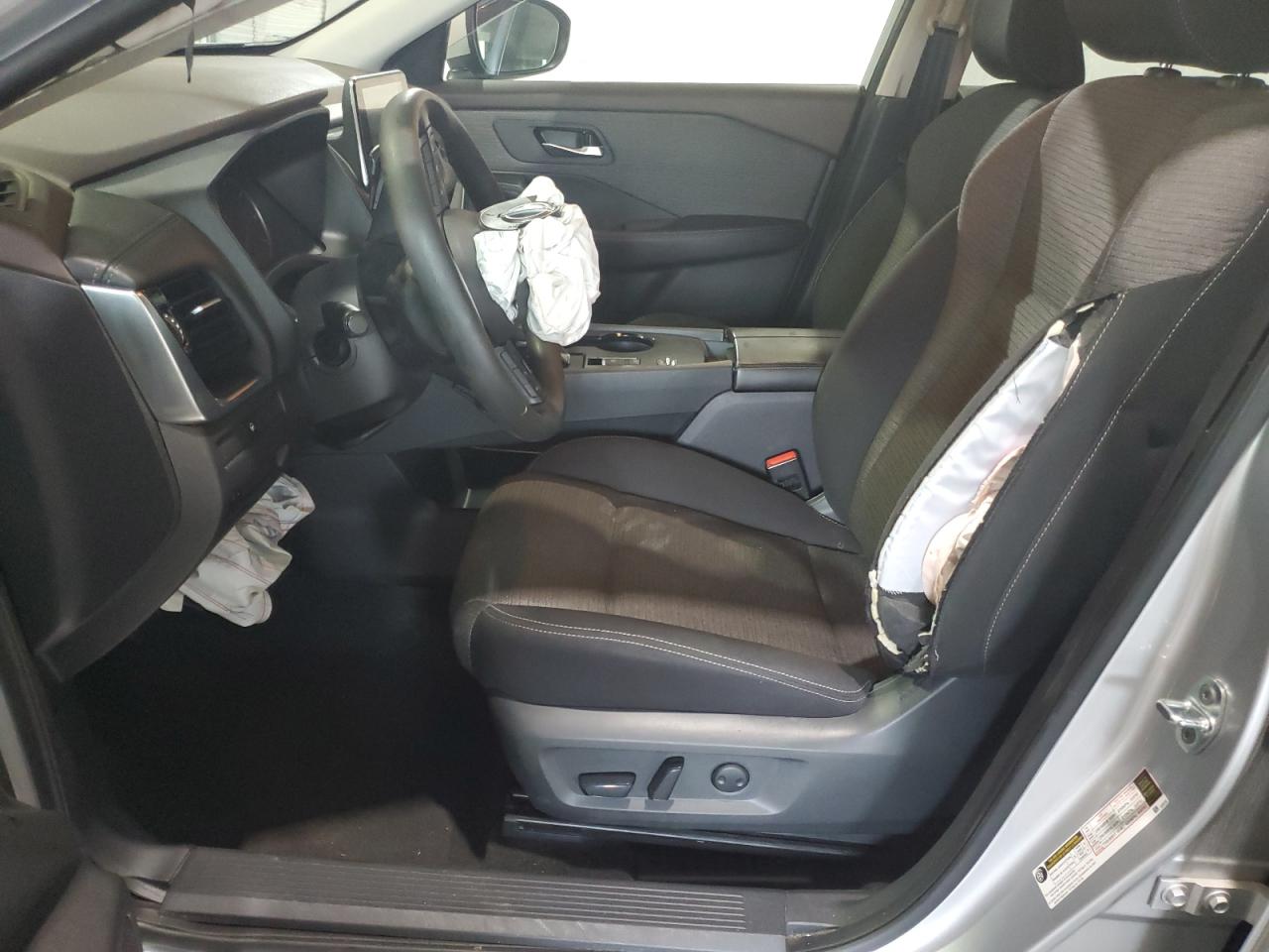 5N1BT3BA3NC700099 2022 Nissan Rogue Sv