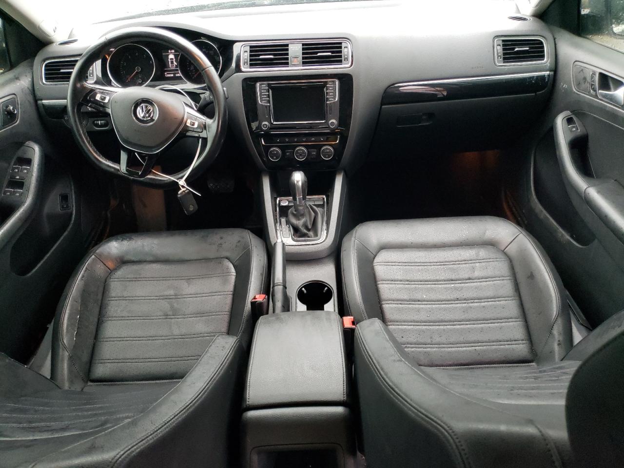 3VWL17AJ2HM297823 2017 Volkswagen Jetta Sel