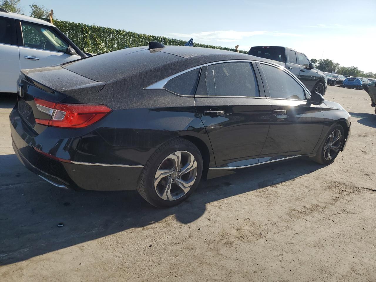 1HGCV1F63JA101708 2018 Honda Accord Exl