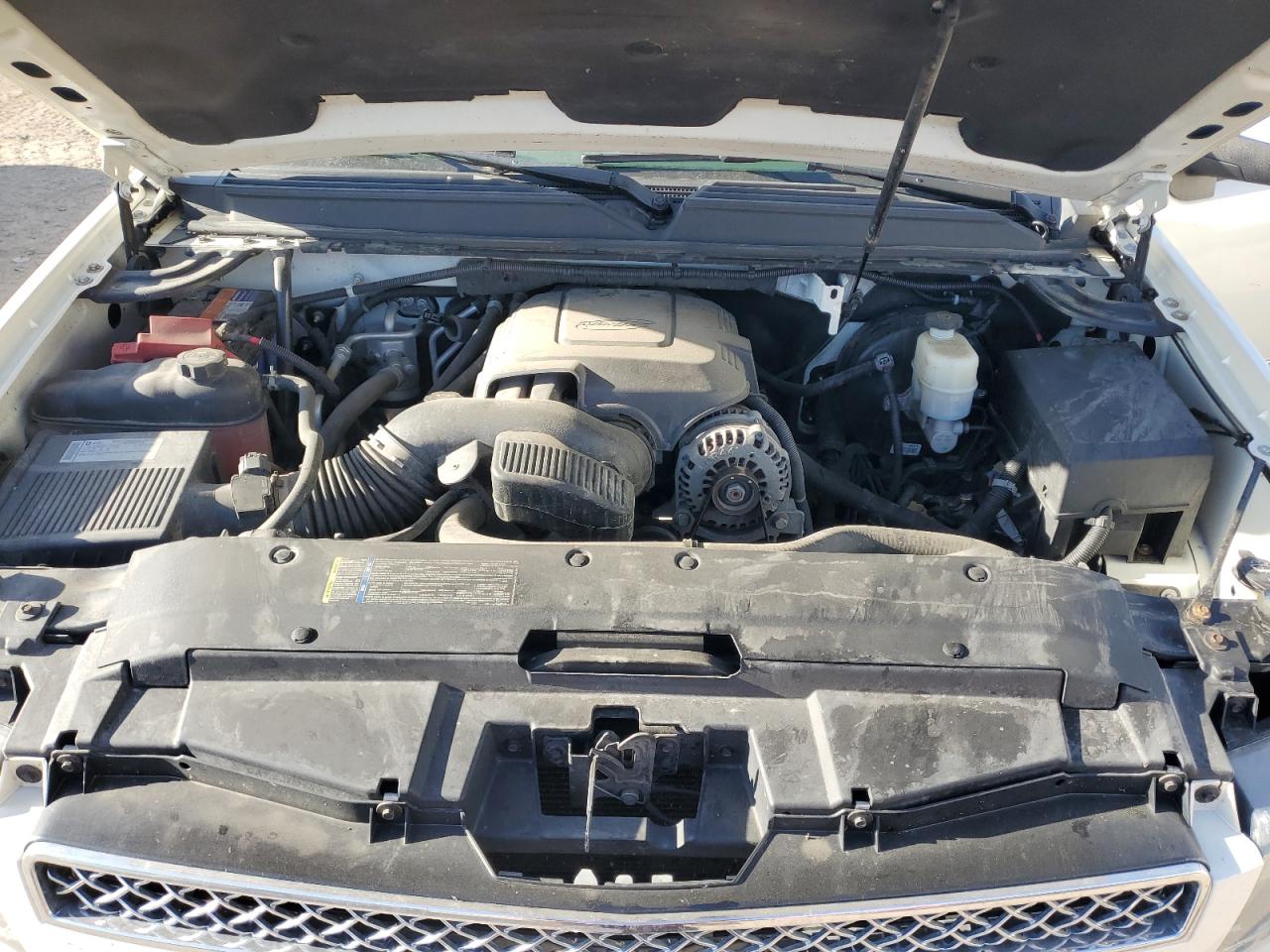 1GNUKCE03AR115427 2010 Chevrolet Tahoe K1500 Ltz