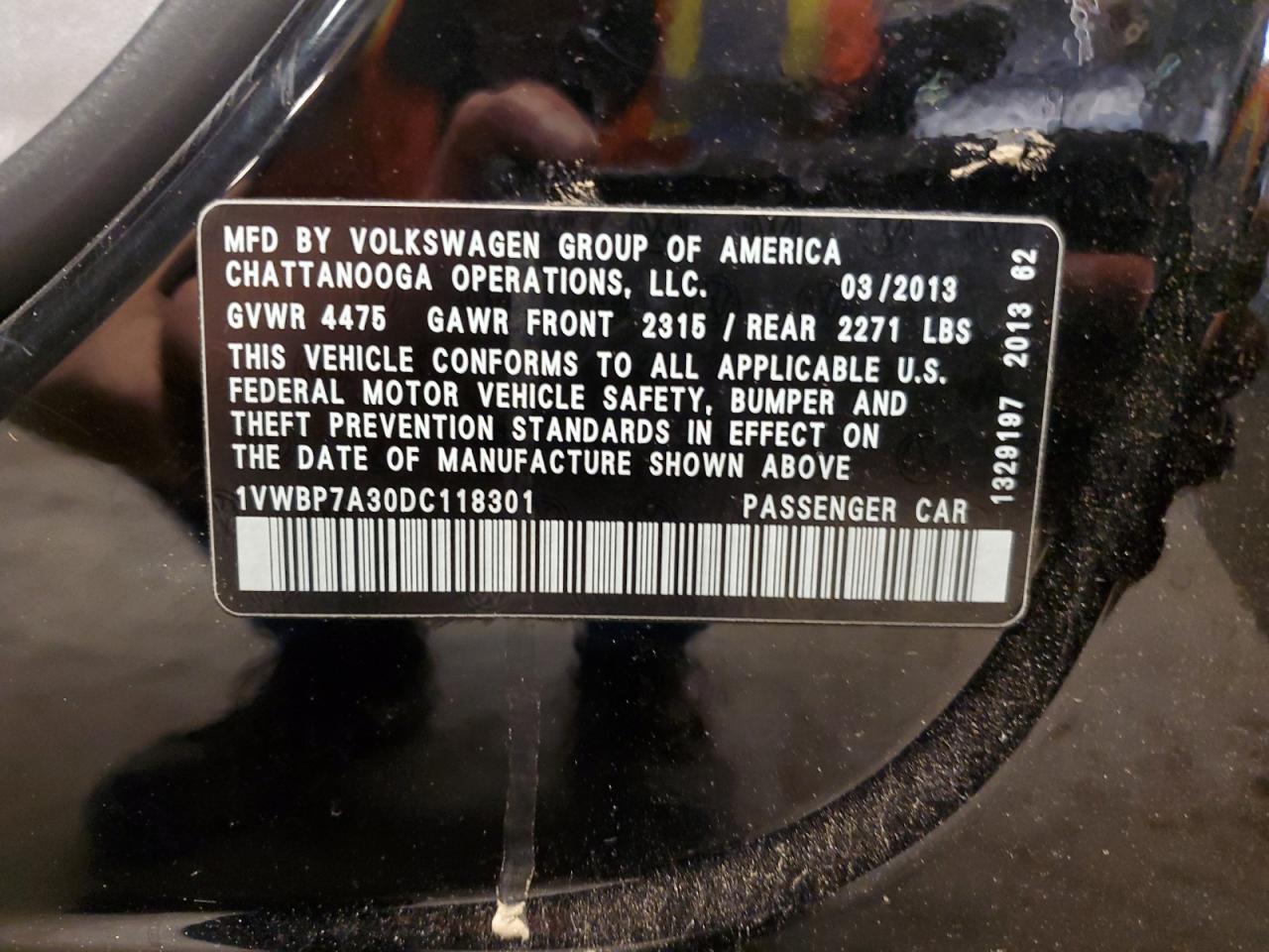1VWBP7A30DC118301 2013 Volkswagen Passat Se
