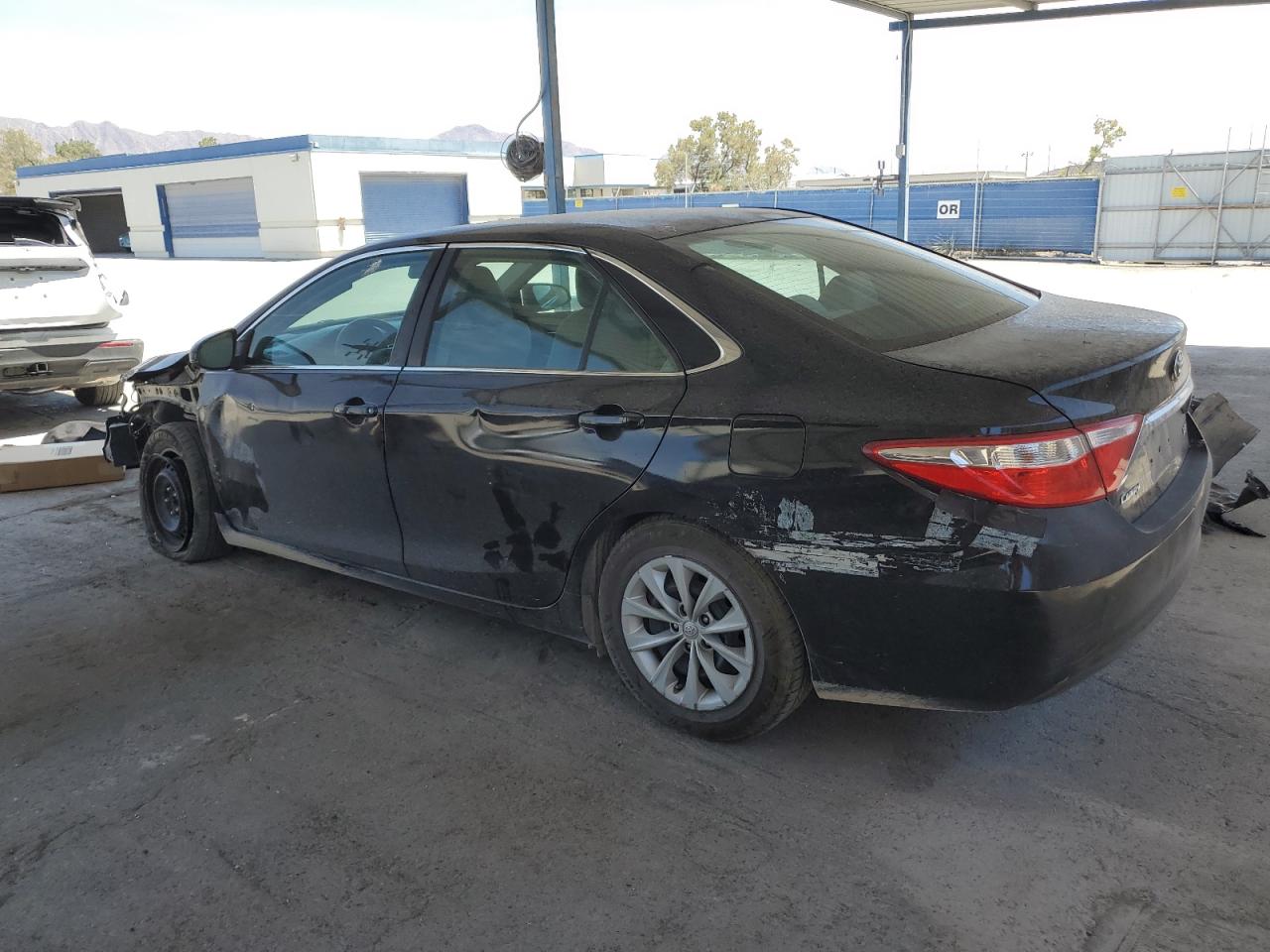 4T1BF1FK0FU906958 2015 Toyota Camry Le