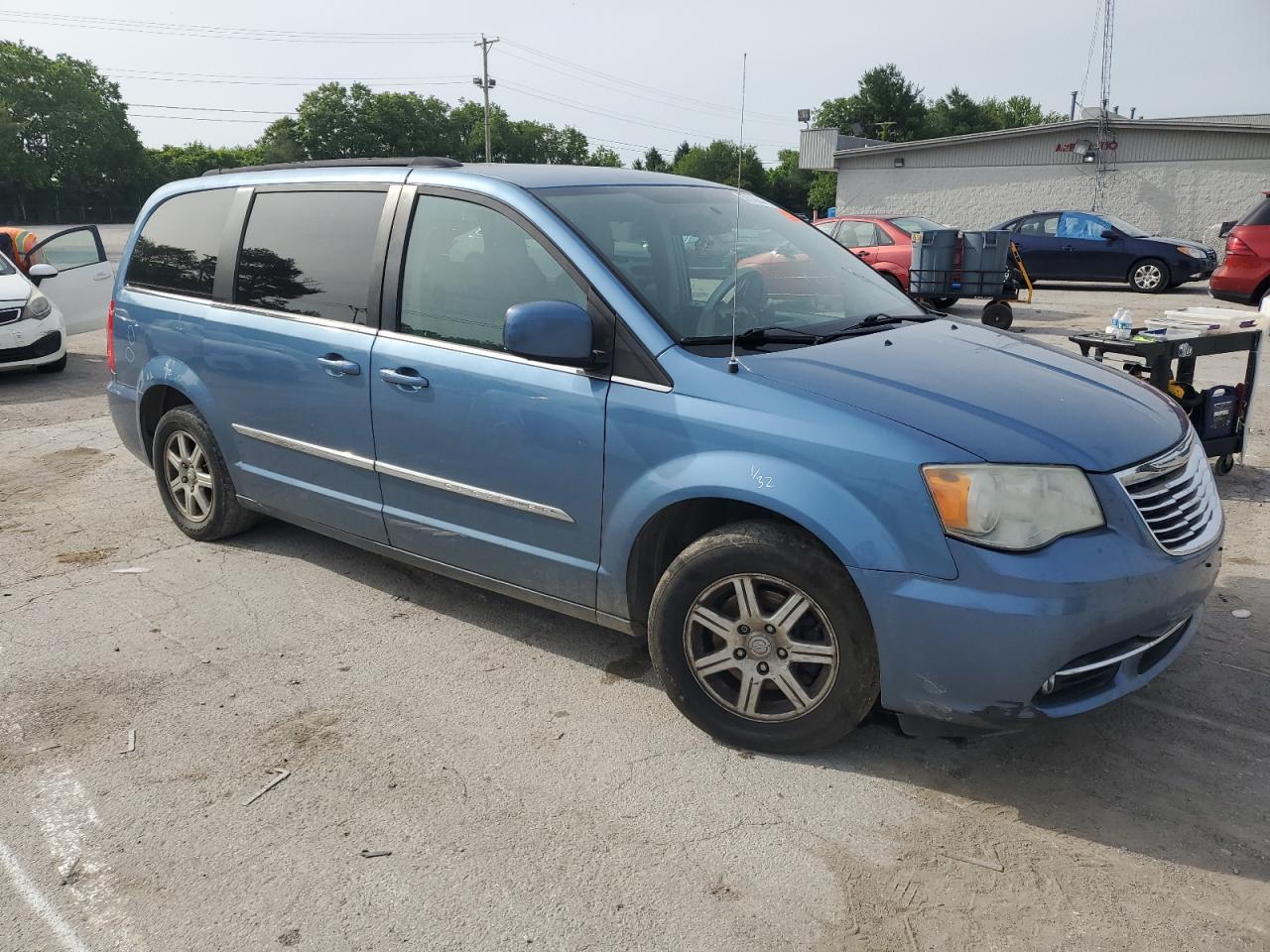 Lot #2855297345 2012 CHRYSLER TOWN & COU