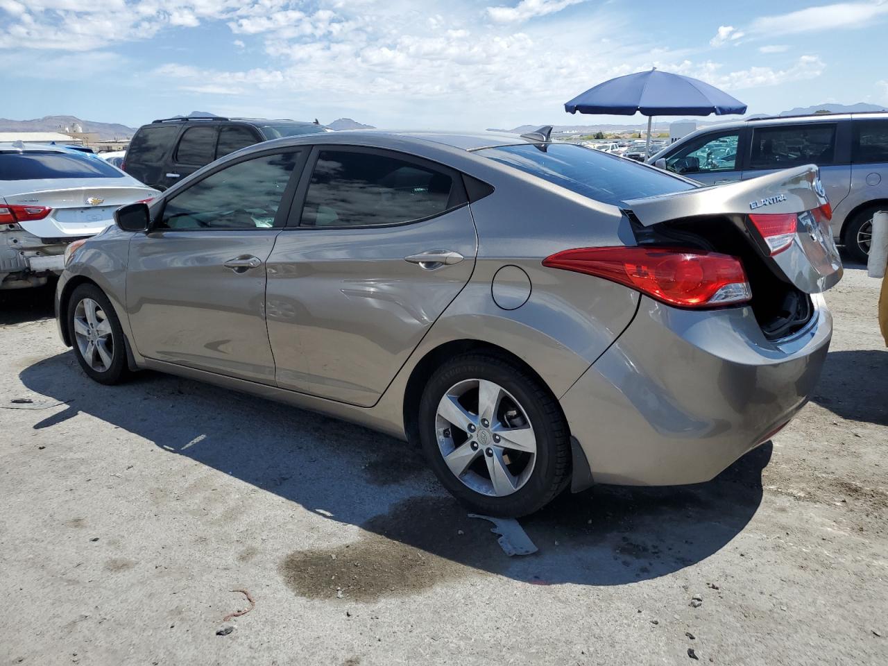 5NPDH4AE8DH425440 2013 Hyundai Elantra Gls