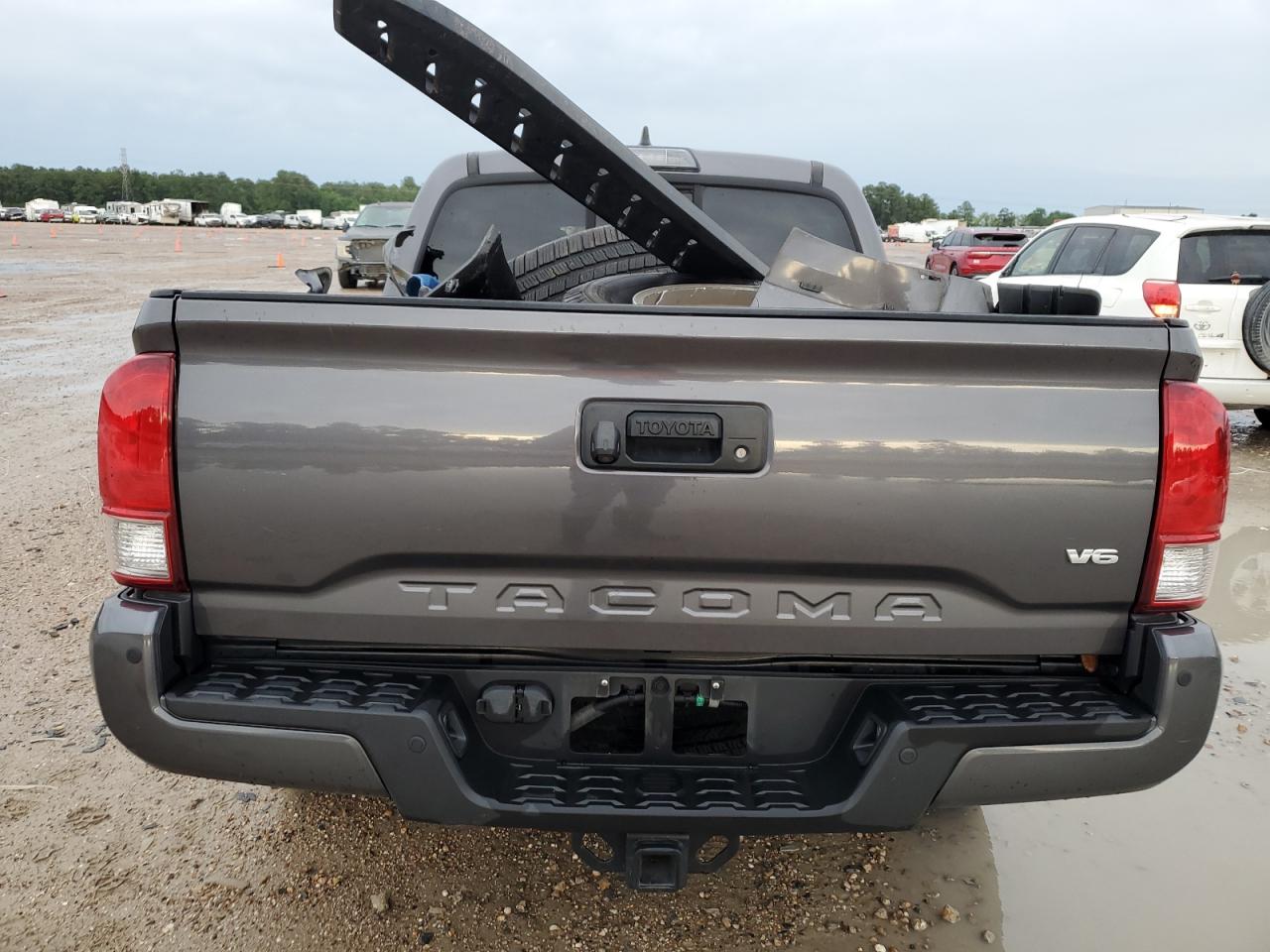 5TFAZ5CN5GX015531 2016 Toyota Tacoma Double Cab