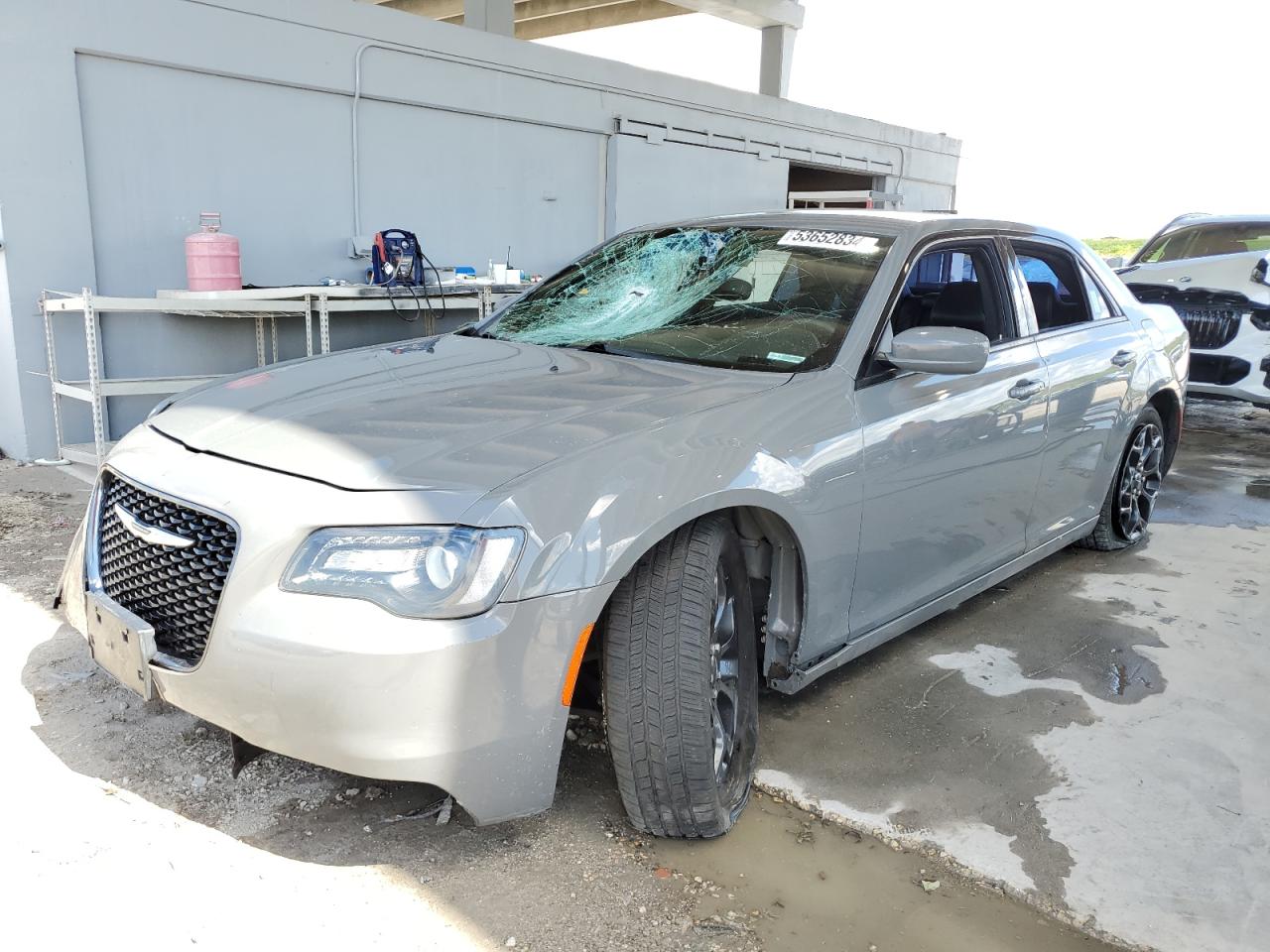 2C3CCAGG2KH529806 2019 Chrysler 300 S