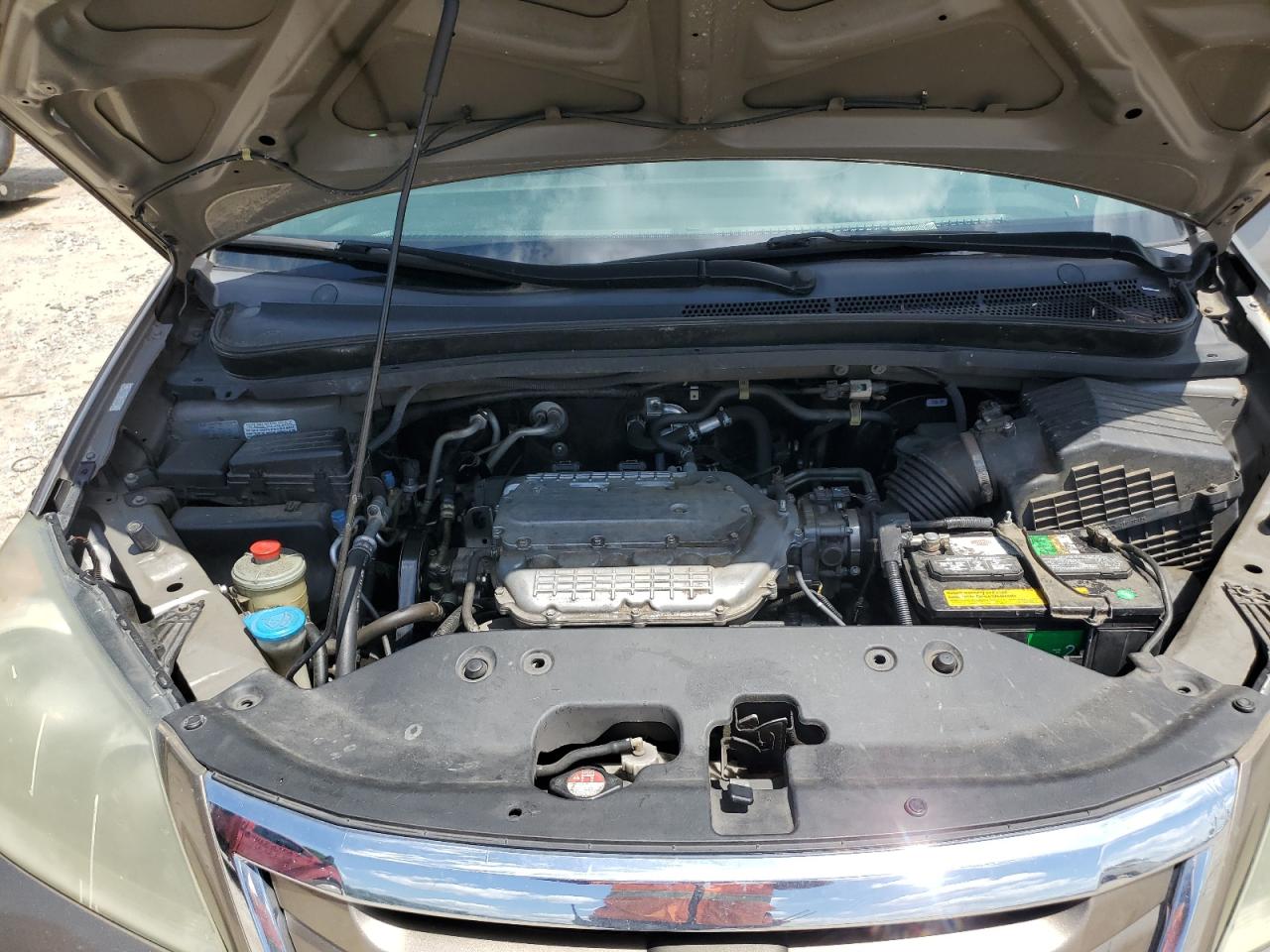 5FNRL3H22AB018072 2010 Honda Odyssey Lx