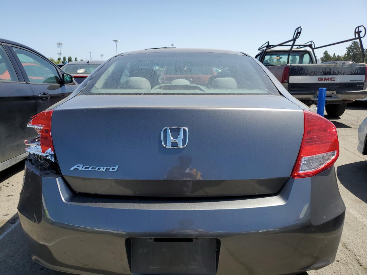 1HGCS1B38CA011543 2012 Honda Accord Lx