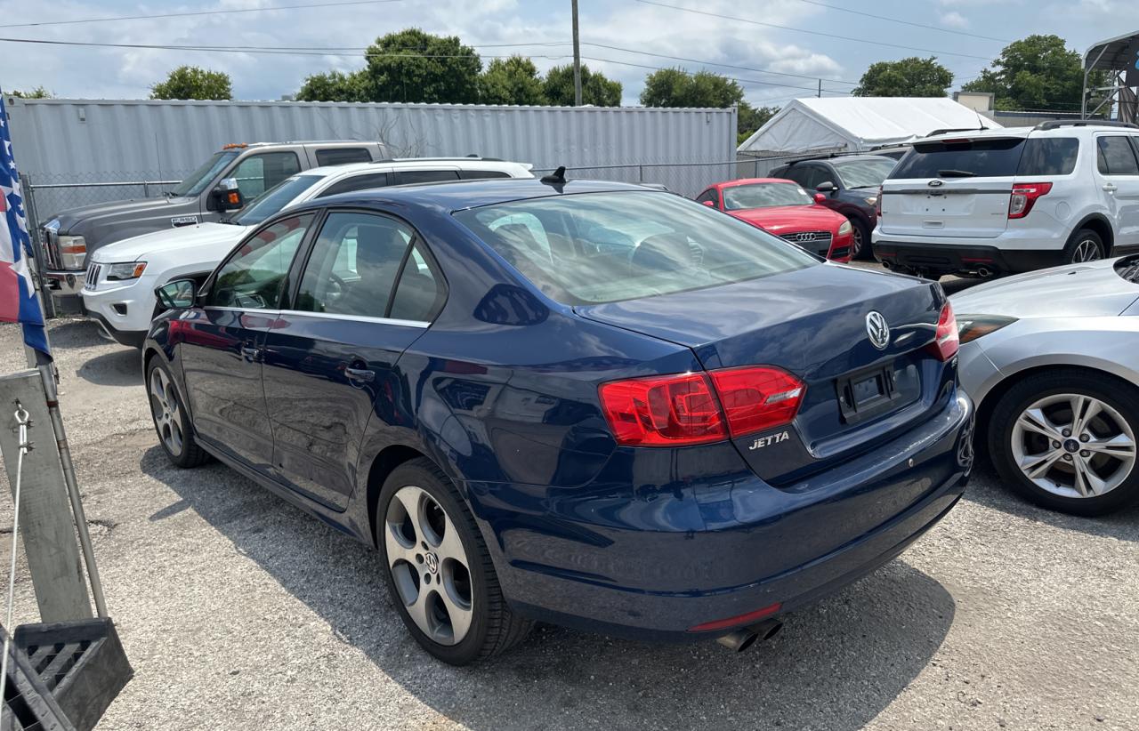 3VWD17AJ7EM294979 2014 Volkswagen Jetta Se