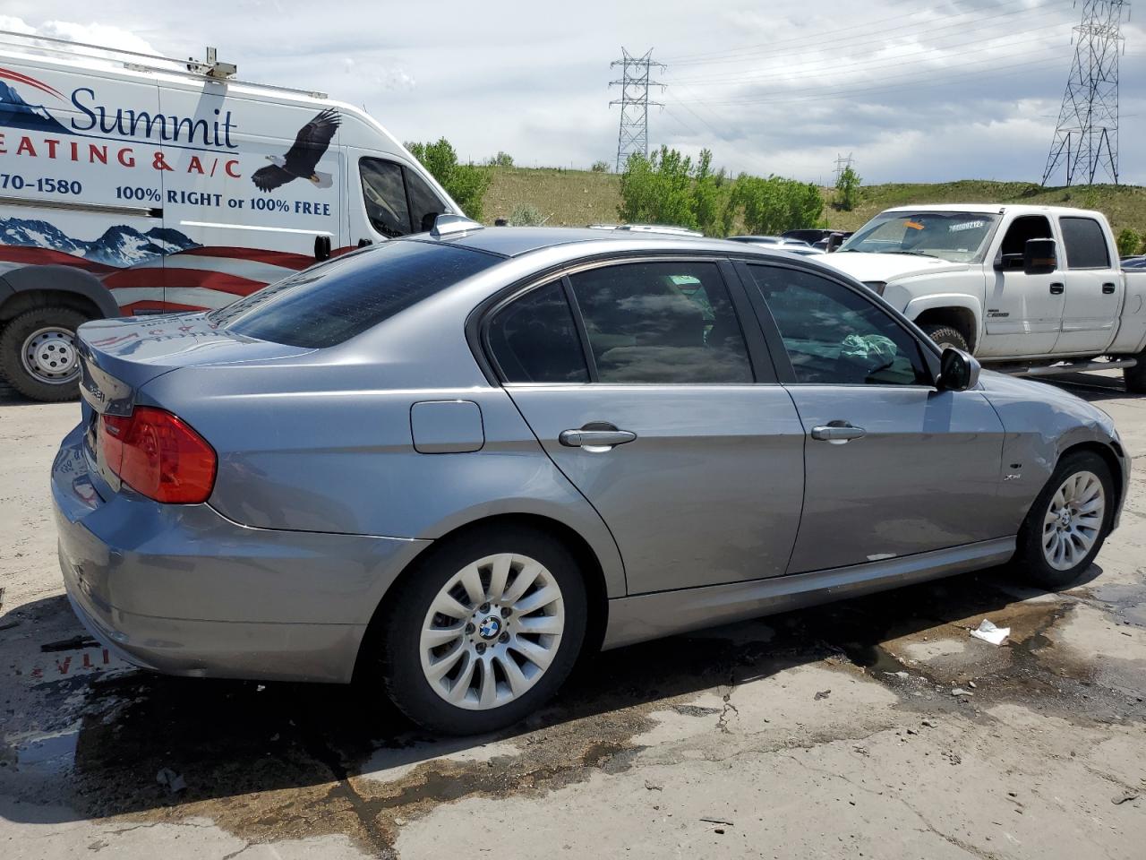 WBAPK73539A464316 2009 BMW 328 Xi