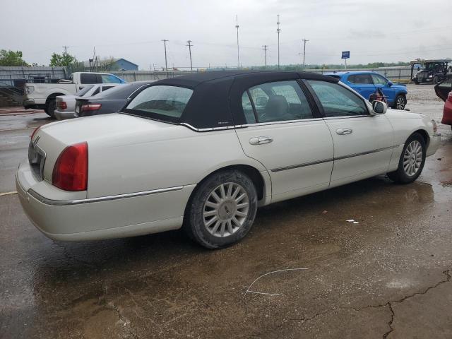 2004 Lincoln Town Car Ultimate VIN: 1LNHM83W44Y634596 Lot: 53535114