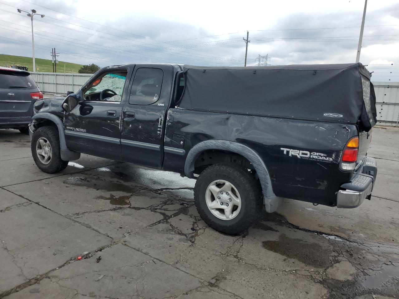 5TBBT4418YS062001 2000 Toyota Tundra Access Cab