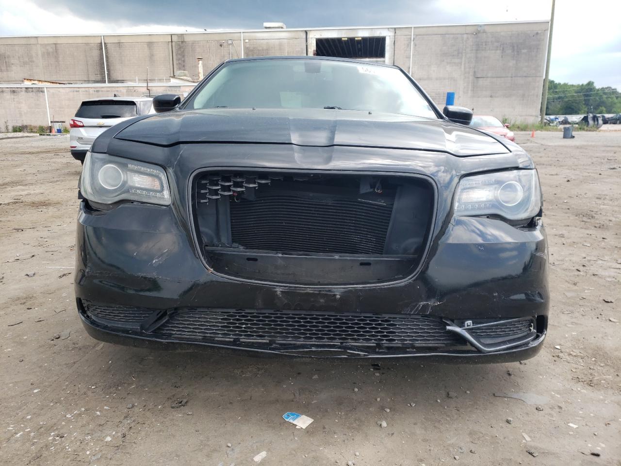 2C3CCAAG9KH590305 2019 Chrysler 300 Touring