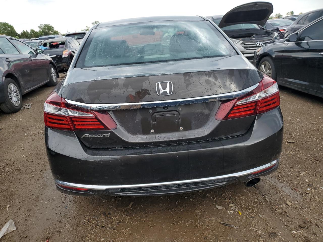 1HGCR2F3XHA226103 2017 Honda Accord Lx