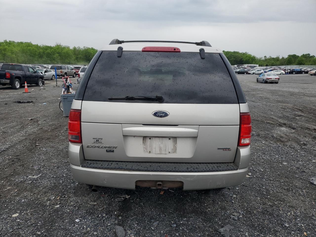 1FMZU73K85UC02680 2005 Ford Explorer Xlt