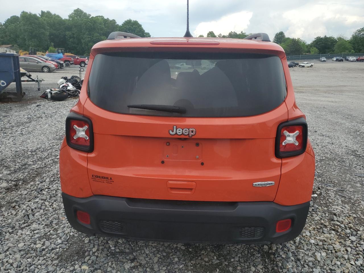 ZACNJABB7KPK08233 2019 Jeep Renegade Latitude