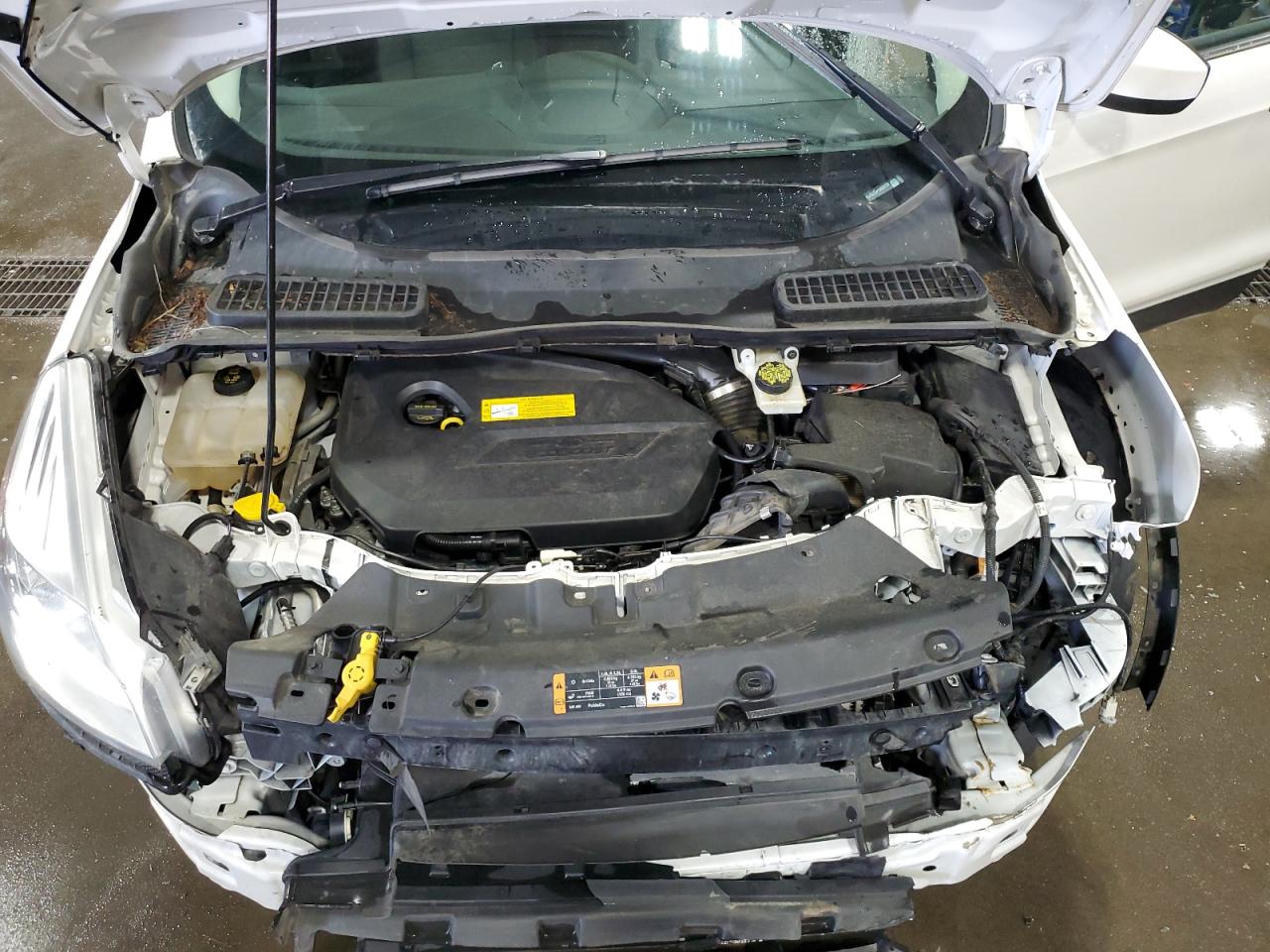 1FMCU9GX2FUB30738 2015 Ford Escape Se