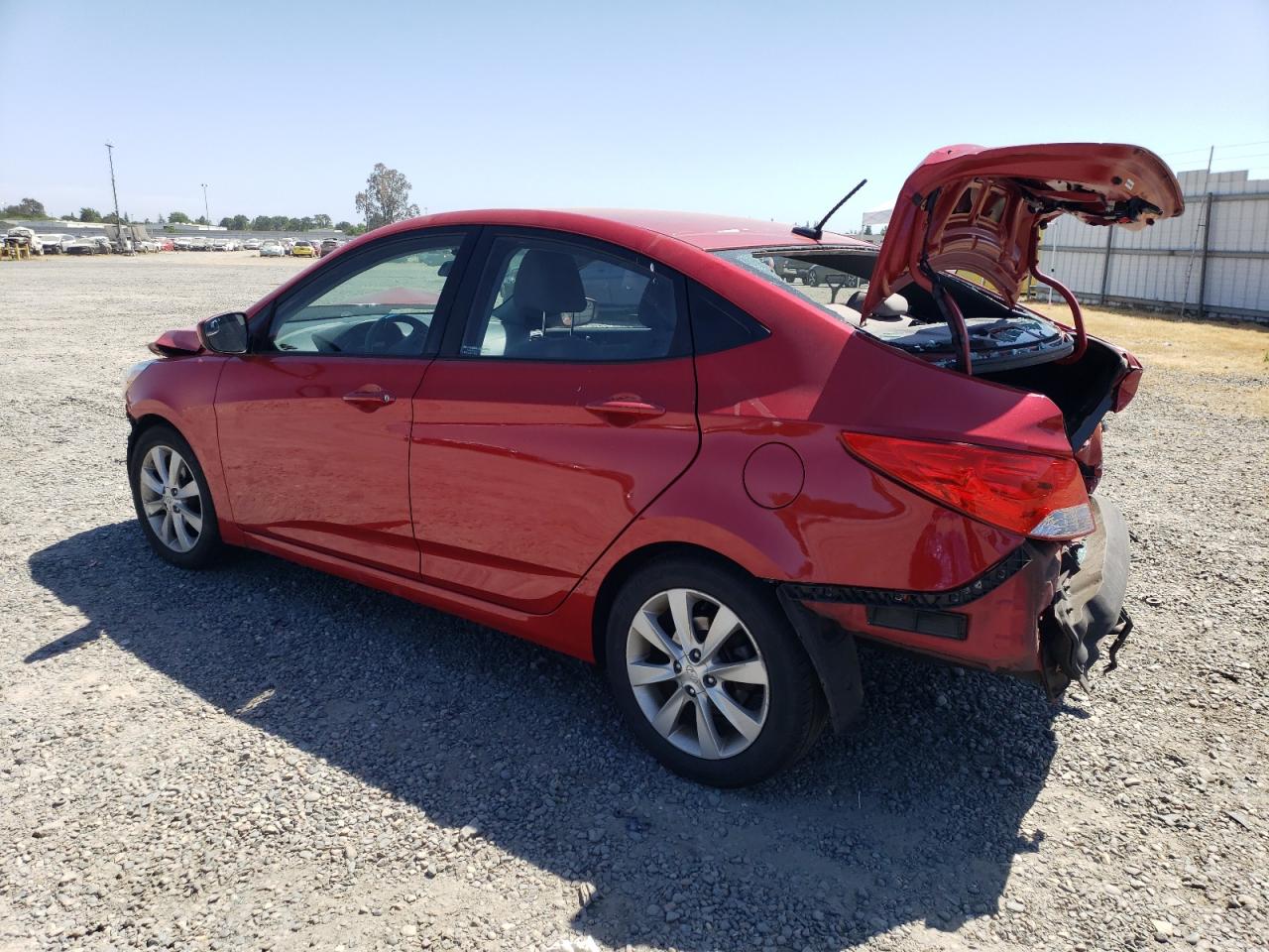 KMHCU4AE9EU700565 2014 Hyundai Accent Gls