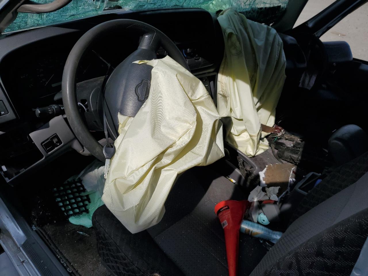 5N1ED28Y41C575326 2001 Nissan Xterra Xe