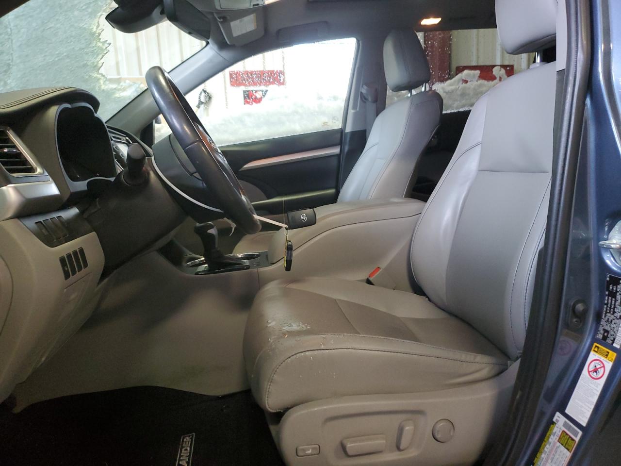 5TDJGRFH6KS076050 2019 Toyota Highlander Hybrid